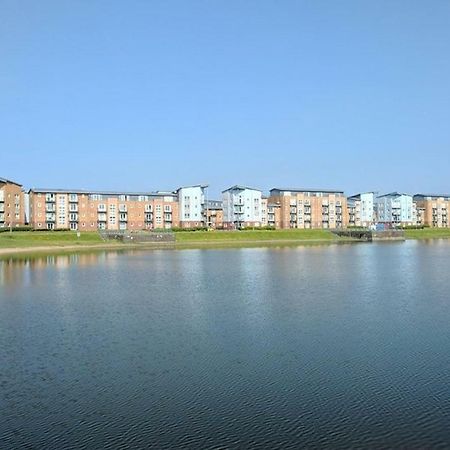 Beach Front Ground Floor Apartment Лланелли Экстерьер фото